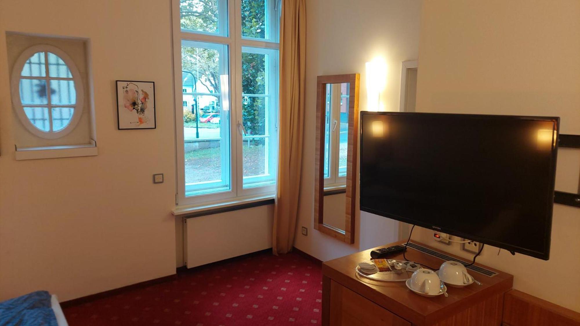 Die Villa, Zimmer 26, Dz Леверкузен Екстер'єр фото